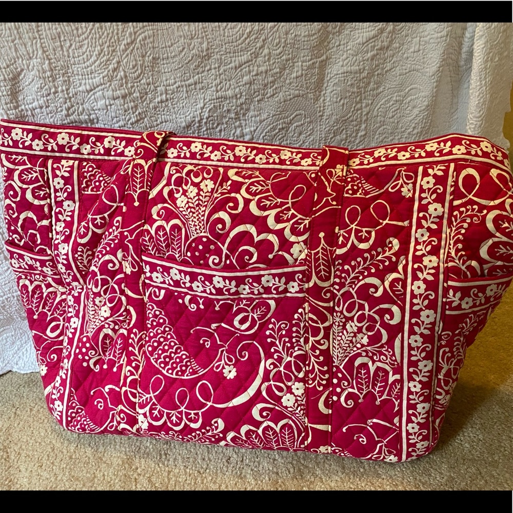 Vera Bradley Get Carried Away Organizer tote Pink